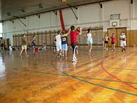 edzőtábor a tornateremben