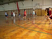 edzőtábor a tornateremben