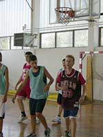 edzőtábor a tornateremben